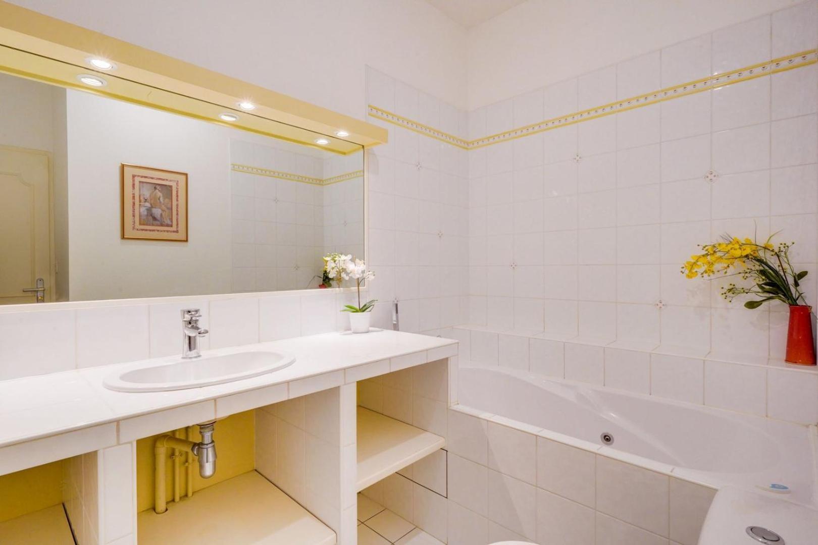 Lovely Apartment With Exceptional Terrace Bordeaux Eksteriør bilde