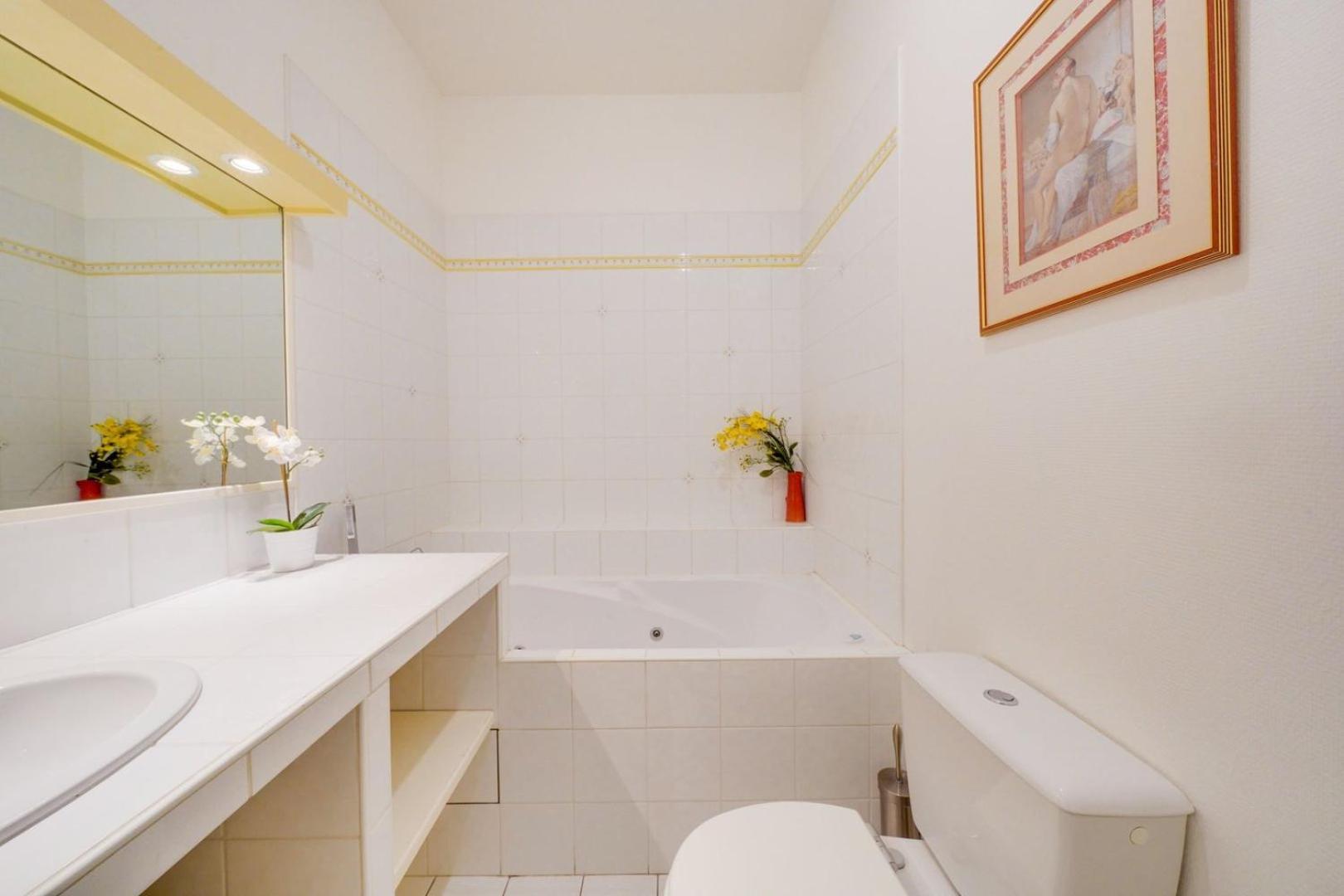 Lovely Apartment With Exceptional Terrace Bordeaux Eksteriør bilde